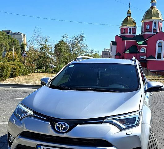 Серый Тойота РАВ 4, объемом двигателя 2.5 л и пробегом 119 тыс. км за 25500 $, фото 1 на Automoto.ua