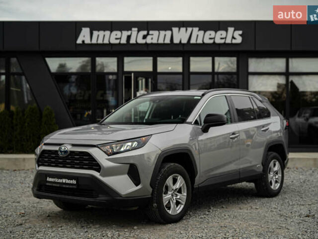 Тойота РАВ 4 2019 в Черновцах на Automoto.ua Серый Тойота РАВ 4, объемом двигателя 2.5 л и пробегом 24 тыс. км за 29900 $, фото 1 на Automoto.ua