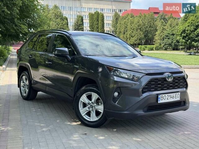 Серый Тойота РАВ 4, объемом двигателя 2.5 л и пробегом 163 тыс. км за 27700 $, фото 1 на Automoto.ua