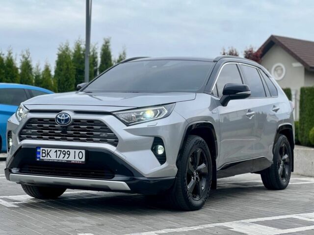 Сірий Тойота РАВ 4, об'ємом двигуна 2.5 л та пробігом 149 тис. км за 33500 $, фото 1 на Automoto.ua