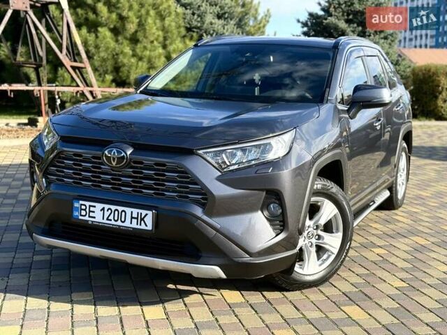 Сірий Тойота РАВ 4, об'ємом двигуна 1.99 л та пробігом 70 тис. км за 25900 $, фото 1 на Automoto.ua
