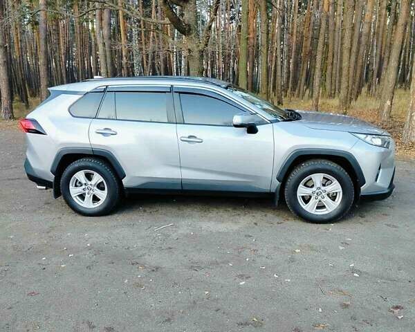 Серый Тойота РАВ 4, объемом двигателя 1.99 л и пробегом 40 тыс. км за 30000 $, фото 1 на Automoto.ua