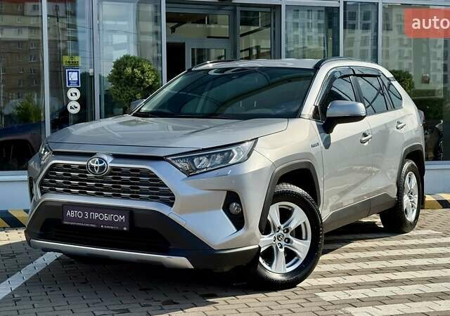 Сірий Тойота РАВ 4, об'ємом двигуна 2.49 л та пробігом 38 тис. км за 32735 $, фото 1 на Automoto.ua