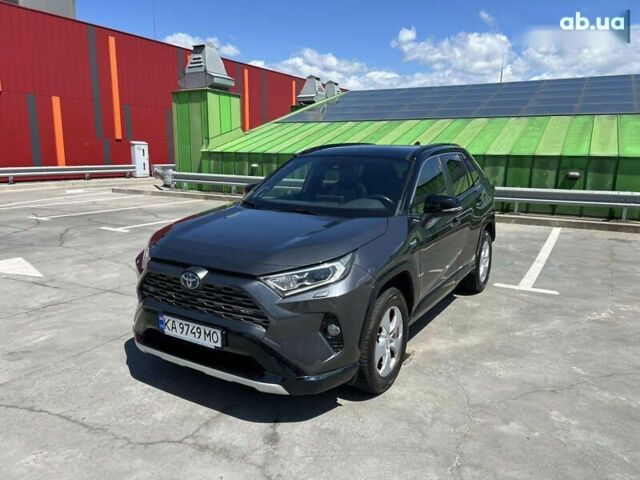 Серый Тойота РАВ 4, объемом двигателя 2.5 л и пробегом 163 тыс. км за 31900 $, фото 1 на Automoto.ua