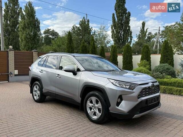 Серый Тойота РАВ 4, объемом двигателя 1.99 л и пробегом 39 тыс. км за 29700 $, фото 1 на Automoto.ua