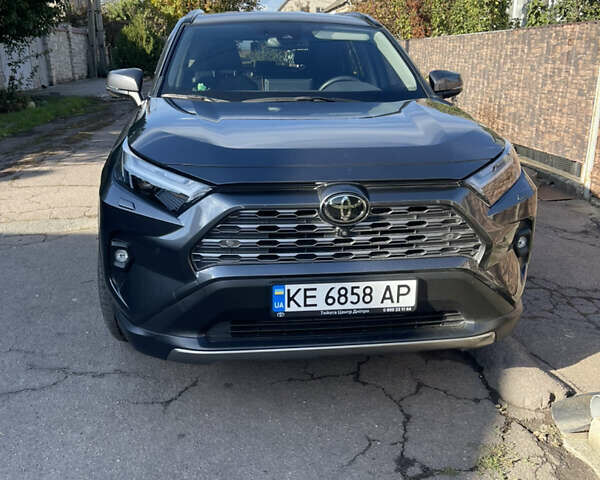 Сірий Тойота РАВ 4, об'ємом двигуна 1.99 л та пробігом 17 тис. км за 34300 $, фото 1 на Automoto.ua