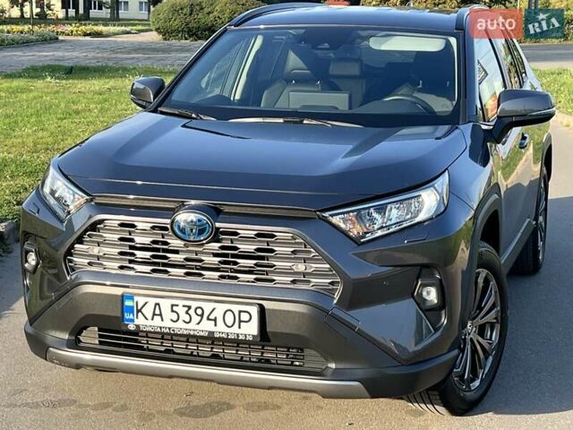 Сірий Тойота РАВ 4, об'ємом двигуна 2.49 л та пробігом 12 тис. км за 41999 $, фото 1 на Automoto.ua