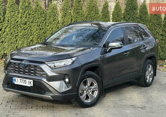 Сірий Тойота РАВ 4, об'ємом двигуна 2.5 л та пробігом 30 тис. км за 38500 $, фото 1 на Automoto.ua
