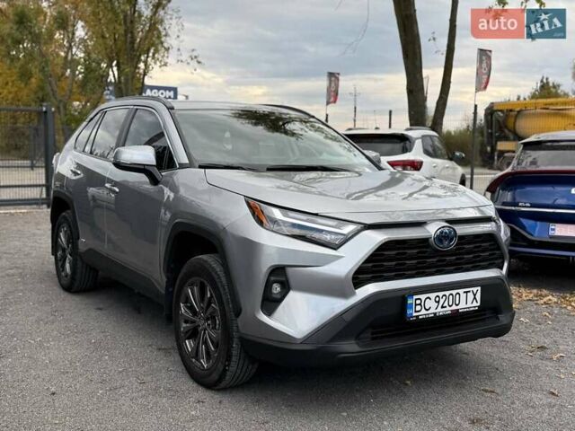 Сірий Тойота РАВ 4, об'ємом двигуна 2.49 л та пробігом 19 тис. км за 39000 $, фото 1 на Automoto.ua