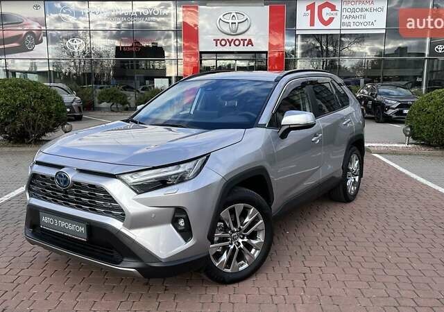Сірий Тойота РАВ 4, об'ємом двигуна 2.49 л та пробігом 1 тис. км за 48700 $, фото 1 на Automoto.ua