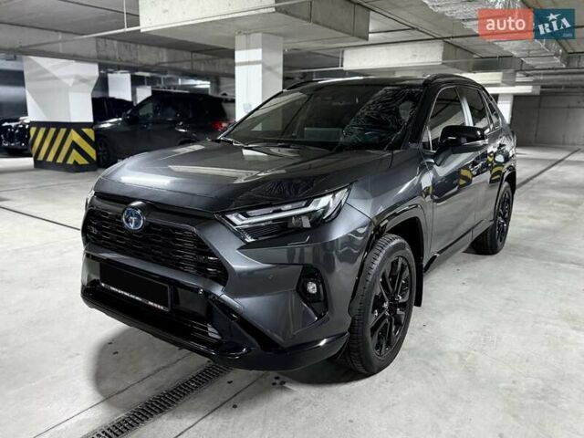 Серый Тойота РАВ 4, объемом двигателя 2.49 л и пробегом 22 тыс. км за 42500 $, фото 1 на Automoto.ua