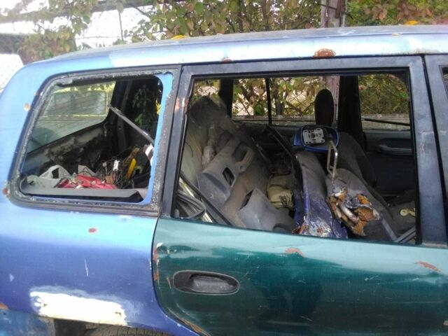 Синій Тойота РАВ 4, об'ємом двигуна 2 л та пробігом 480 тис. км за 1300 $, фото 1 на Automoto.ua