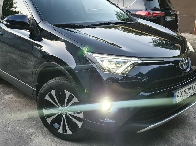 Синий Тойота РАВ 4, объемом двигателя 2.5 л и пробегом 29 тыс. км за 28000 $, фото 1 на Automoto.ua