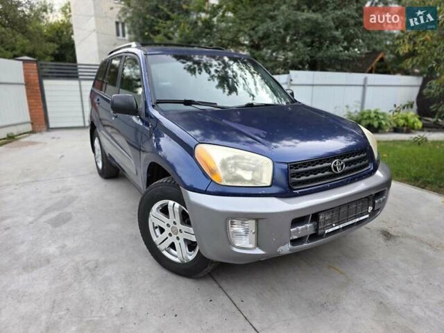 Синій Тойота РАВ 4, об'ємом двигуна 2 л та пробігом 134 тис. км за 5800 $, фото 1 на Automoto.ua
