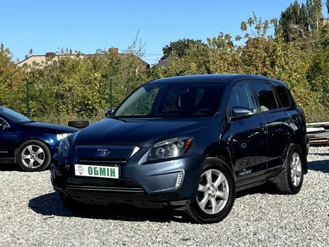 Синий Тойота РАВ 4, объемом двигателя 0 л и пробегом 174 тыс. км за 10400 $, фото 1 на Automoto.ua
