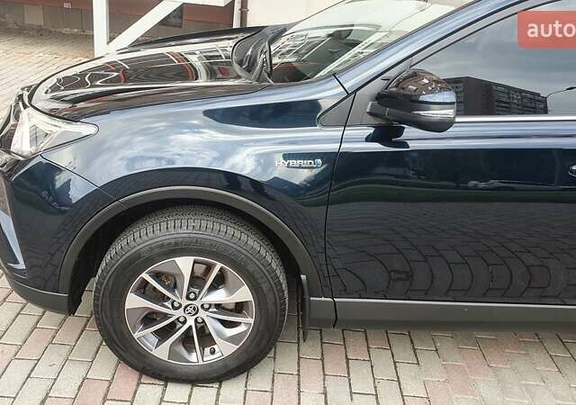 Синий Тойота РАВ 4, объемом двигателя 2.5 л и пробегом 29 тыс. км за 27700 $, фото 1 на Automoto.ua