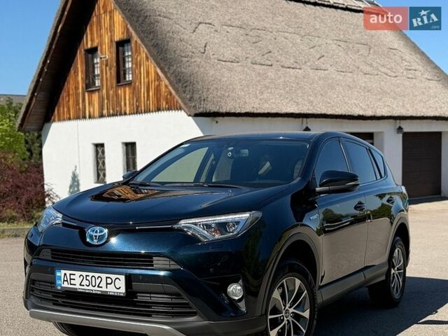 Синий Тойота РАВ 4, объемом двигателя 2.5 л и пробегом 104 тыс. км за 23900 $, фото 1 на Automoto.ua