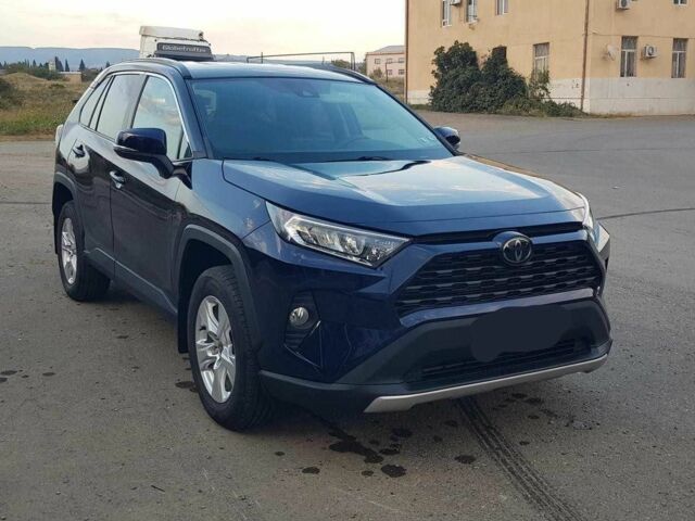 Тойота РАВ 4 2021 в Ровно на Automoto.ua Синий Тойота РАВ 4, объемом двигателя 2.5 л и пробегом 113 тыс. км за 22000 $, фото 1 на Automoto.ua