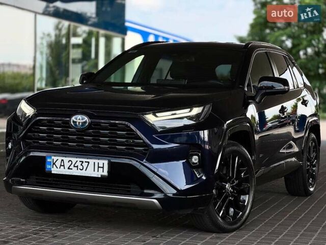 Синий Тойота РАВ 4, объемом двигателя 2.49 л и пробегом 60 тыс. км за 40300 $, фото 1 на Automoto.ua