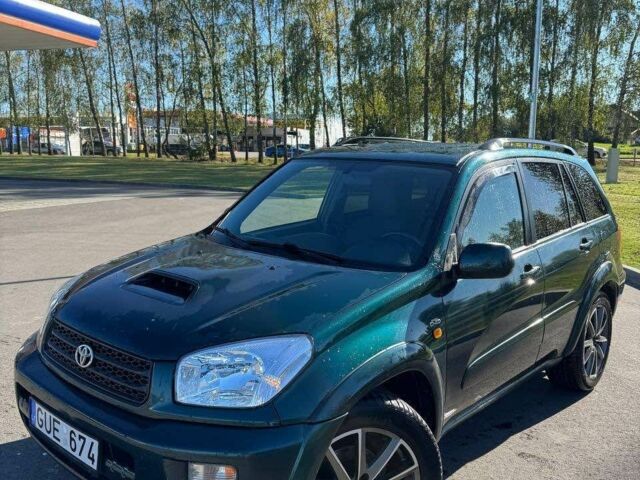 Зеленый Тойота РАВ 4, объемом двигателя 2.2 л и пробегом 280 тыс. км за 3843 $, фото 1 на Automoto.ua