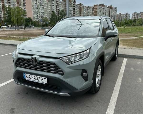 Зеленый Тойота РАВ 4, объемом двигателя 1.99 л и пробегом 227 тыс. км за 22500 $, фото 1 на Automoto.ua