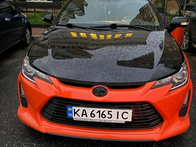 Помаранчевий Тойота Сайон, об'ємом двигуна 2.5 л та пробігом 198 тис. км за 9700 $, фото 1 на Automoto.ua