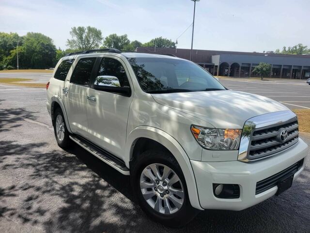 Тойота Секвойя 2014 в Кропивницком (Кировограде) на Automoto.ua Белый Тойота Секвойя, объемом двигателя 5.7 л и пробегом 86 тыс. км за 20000 $, фото 1 на Automoto.ua