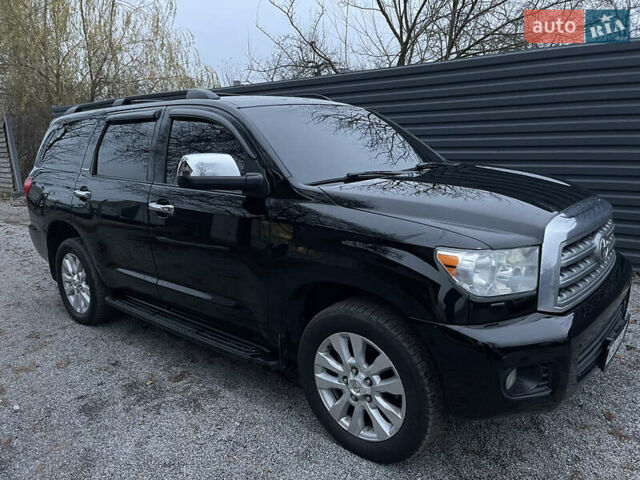 Чорний Тойота Секвойя, об'ємом двигуна 5.7 л та пробігом 308 тис. км за 20500 $, фото 1 на Automoto.ua