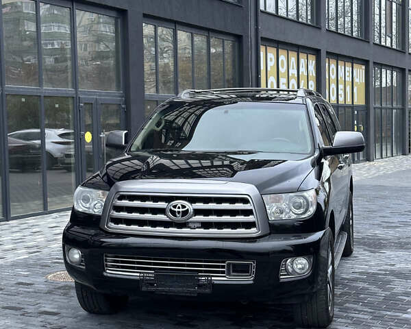 Черный Тойота Секвойя, объемом двигателя 5.66 л и пробегом 170 тыс. км за 26000 $, фото 1 на Automoto.ua