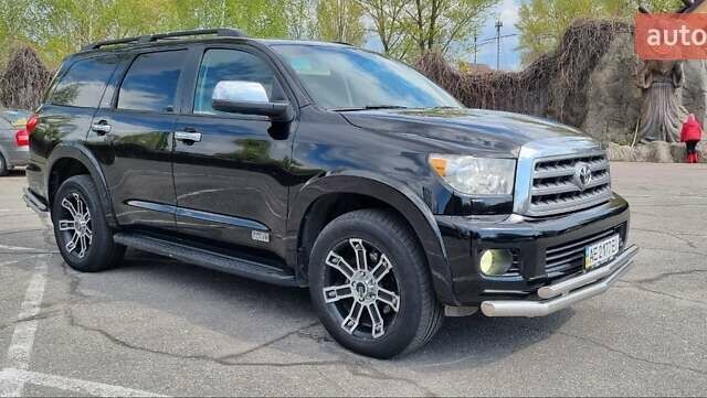Черный Тойота Секвойя, объемом двигателя 5.7 л и пробегом 263 тыс. км за 22999 $, фото 1 на Automoto.ua