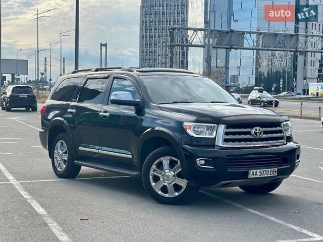 Чорний Тойота Секвойя, об'ємом двигуна 5.66 л та пробігом 224 тис. км за 22500 $, фото 1 на Automoto.ua