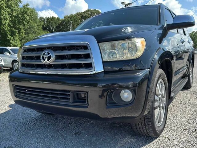 Черный Тойота Секвойя, объемом двигателя 5.7 л и пробегом 89 тыс. км за 20000 $, фото 1 на Automoto.ua