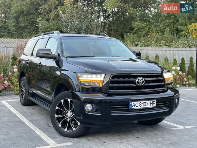 Черный Тойота Секвойя, объемом двигателя 5.66 л и пробегом 188 тыс. км за 32500 $, фото 1 на Automoto.ua