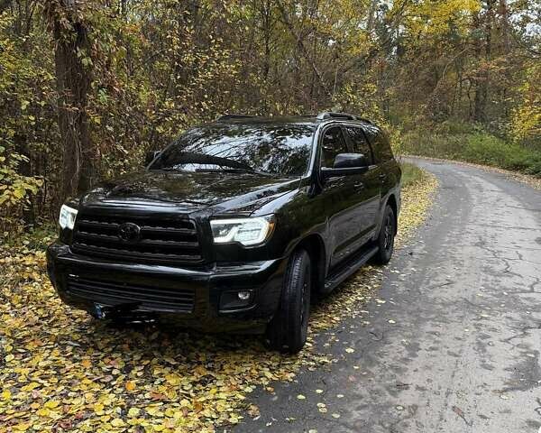 Черный Тойота Секвойя, объемом двигателя 0 л и пробегом 260 тыс. км за 26500 $, фото 1 на Automoto.ua