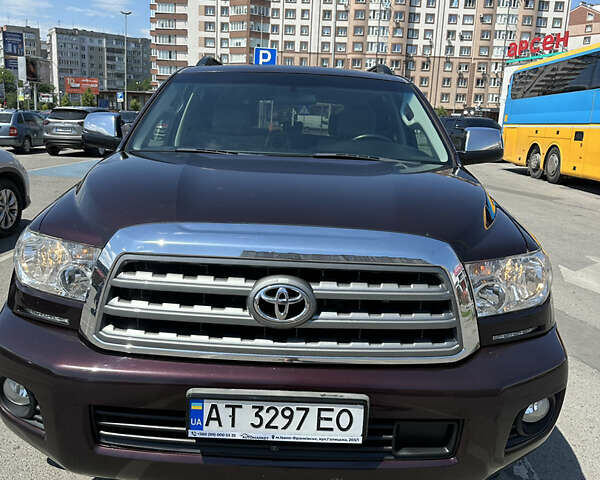 Фіолетовий Тойота Секвойя, об'ємом двигуна 4.61 л та пробігом 194 тис. км за 19900 $, фото 1 на Automoto.ua