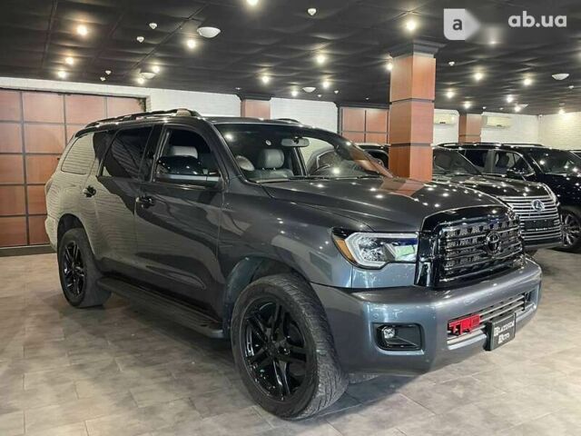 Тойота Секвойя, об'ємом двигуна 0 л та пробігом 200 тис. км за 30000 $, фото 1 на Automoto.ua