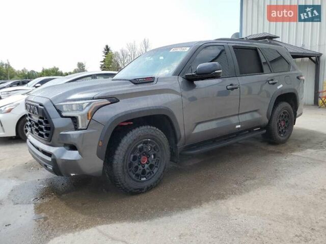 Серый Тойота Секвойя, объемом двигателя 0 л и пробегом 52 тыс. км за 91000 $, фото 1 на Automoto.ua