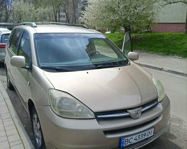 Тойота Сієнна, об'ємом двигуна 3.3 л та пробігом 240 тис. км за 8500 $, фото 1 на Automoto.ua