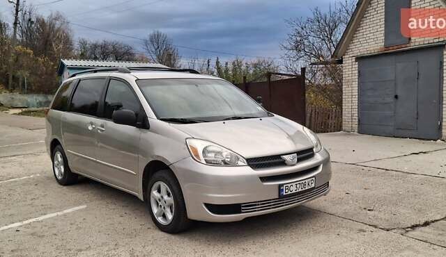 Сірий Тойота Сієнна, об'ємом двигуна 3.3 л та пробігом 270 тис. км за 6999 $, фото 1 на Automoto.ua