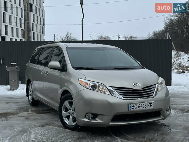 Серый Тойота Сиенна, объемом двигателя 3.5 л и пробегом 132 тыс. км за 20999 $, фото 1 на Automoto.ua