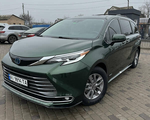Зеленый Тойота Сиенна, объемом двигателя 2.49 л и пробегом 80 тыс. км за 38777 $, фото 1 на Automoto.ua