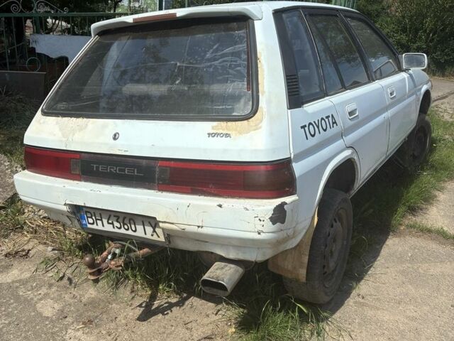 Белый Тойота Старлет, объемом двигателя 0 л и пробегом 300 тыс. км за 227 $, фото 1 на Automoto.ua