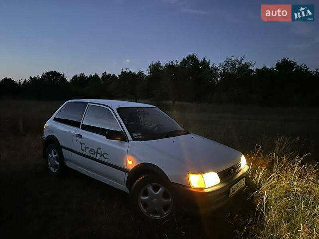 Белый Тойота Старлет, объемом двигателя 0 л и пробегом 320 тыс. км за 1100 $, фото 1 на Automoto.ua