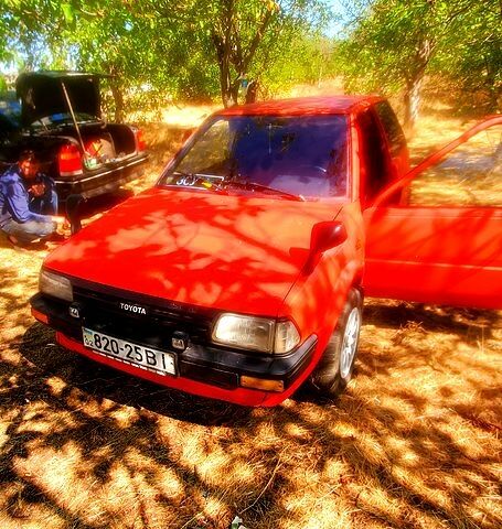 Красный Тойота Старлет, объемом двигателя 1.3 л и пробегом 288 тыс. км за 1500 $, фото 1 на Automoto.ua