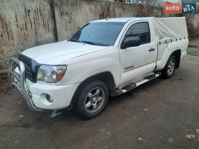 Тойота Такома, объемом двигателя 2.69 л и пробегом 175 тыс. км за 6500 $, фото 1 на Automoto.ua