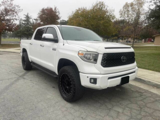 Белый Тойота Тундра, объемом двигателя 5.7 л и пробегом 39 тыс. км за 16500 $, фото 1 на Automoto.ua