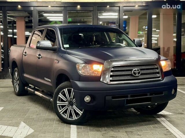 Тойота Тундра, объемом двигателя 0 л и пробегом 197 тыс. км за 24000 $, фото 1 на Automoto.ua