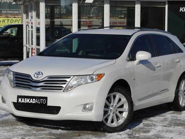 Белый Тойота Венза, объемом двигателя 2.7 л и пробегом 135 тыс. км за 14750 $, фото 1 на Automoto.ua