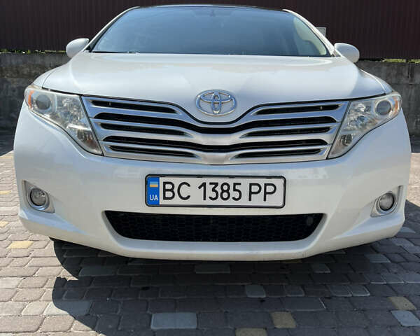 Белый Тойота Венза, объемом двигателя 2.7 л и пробегом 190 тыс. км за 14500 $, фото 1 на Automoto.ua