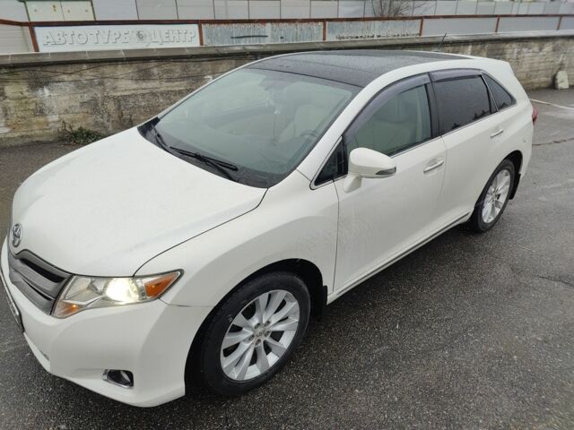 Белый Тойота Венза, объемом двигателя 2.7 л и пробегом 148 тыс. км за 11999 $, фото 1 на Automoto.ua